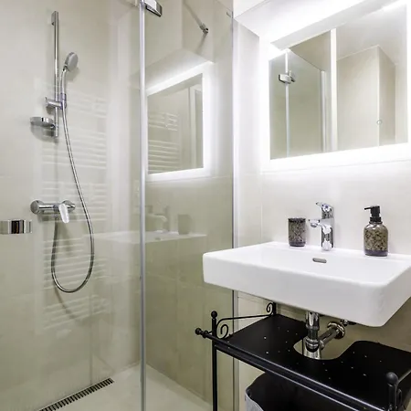 Terrace View - Golden Rezidence Nova Karolina Острава