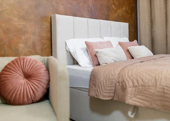 Terrace View - Golden Rezidence Nova Karolina *