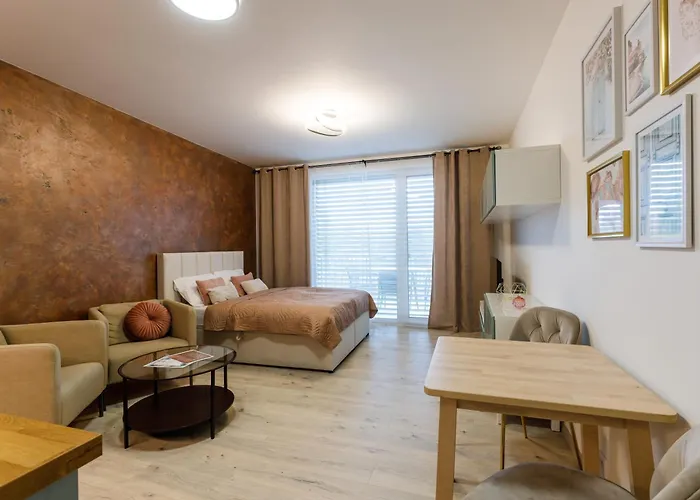 Terrace View - Golden Rezidence Nova Karolina Οστράβα